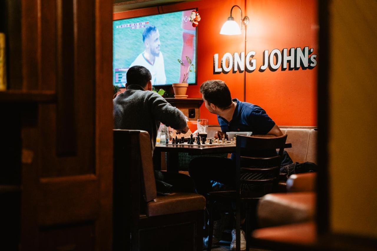 Long John'S Pub & Hotel Amersfoort Extérieur photo